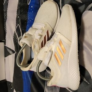 Adidas Edge Lux 3 womens size 7.5